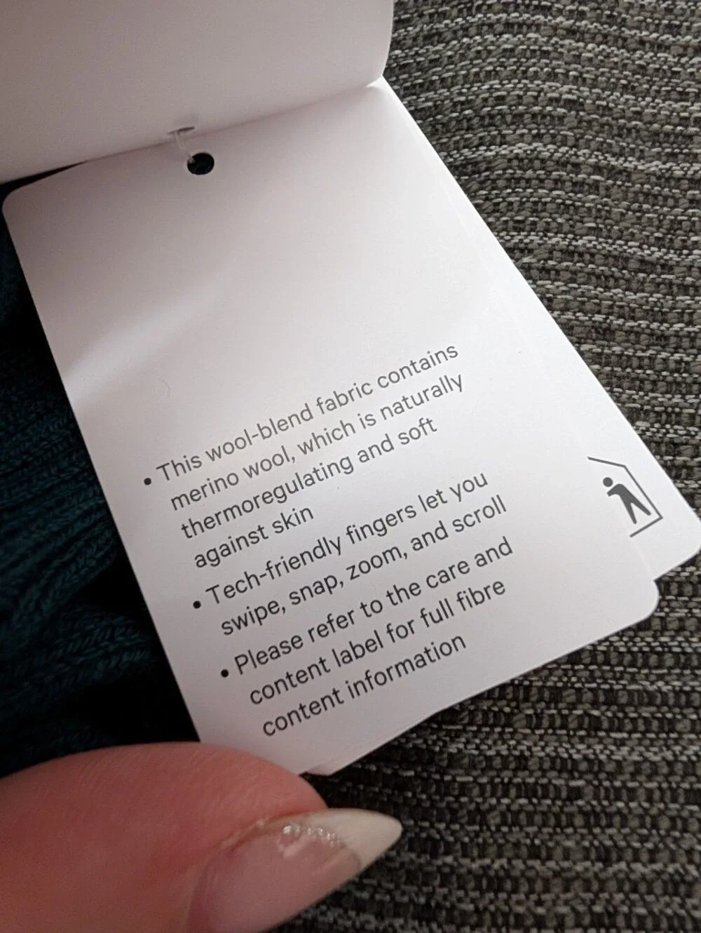 Lululemon Warm Revelation Gloves – Merino Wool Blend – Teal – Medium – NWT